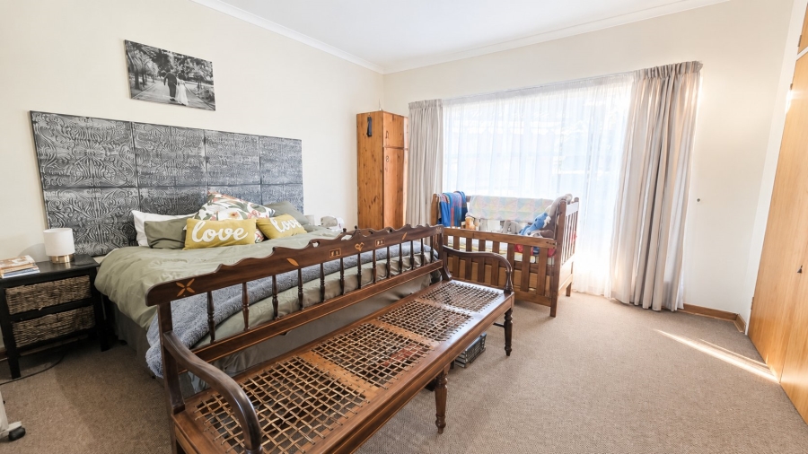 4 Bedroom Property for Sale in Flamwood North West